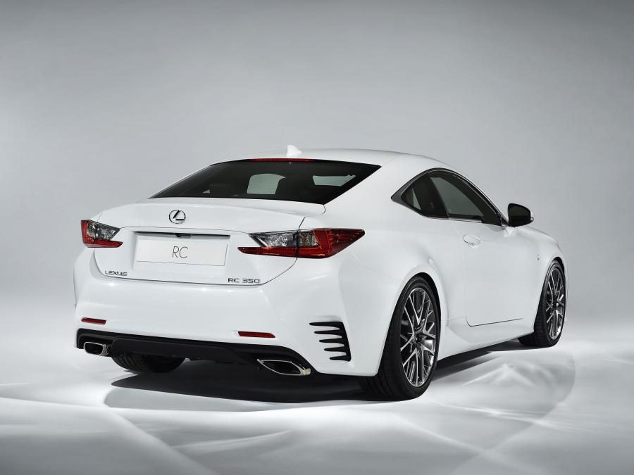  Lexus RC350 F-Sport 2014 года  (фото 25 из 32)